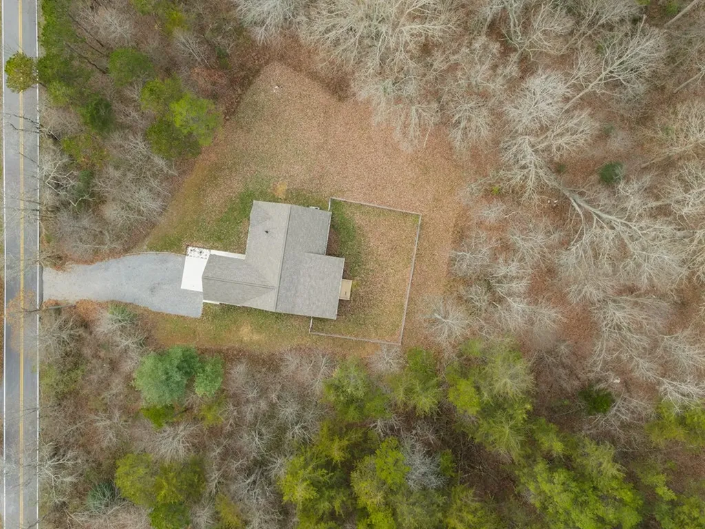 1561 Bicknell Road Clarkrange TN 38553