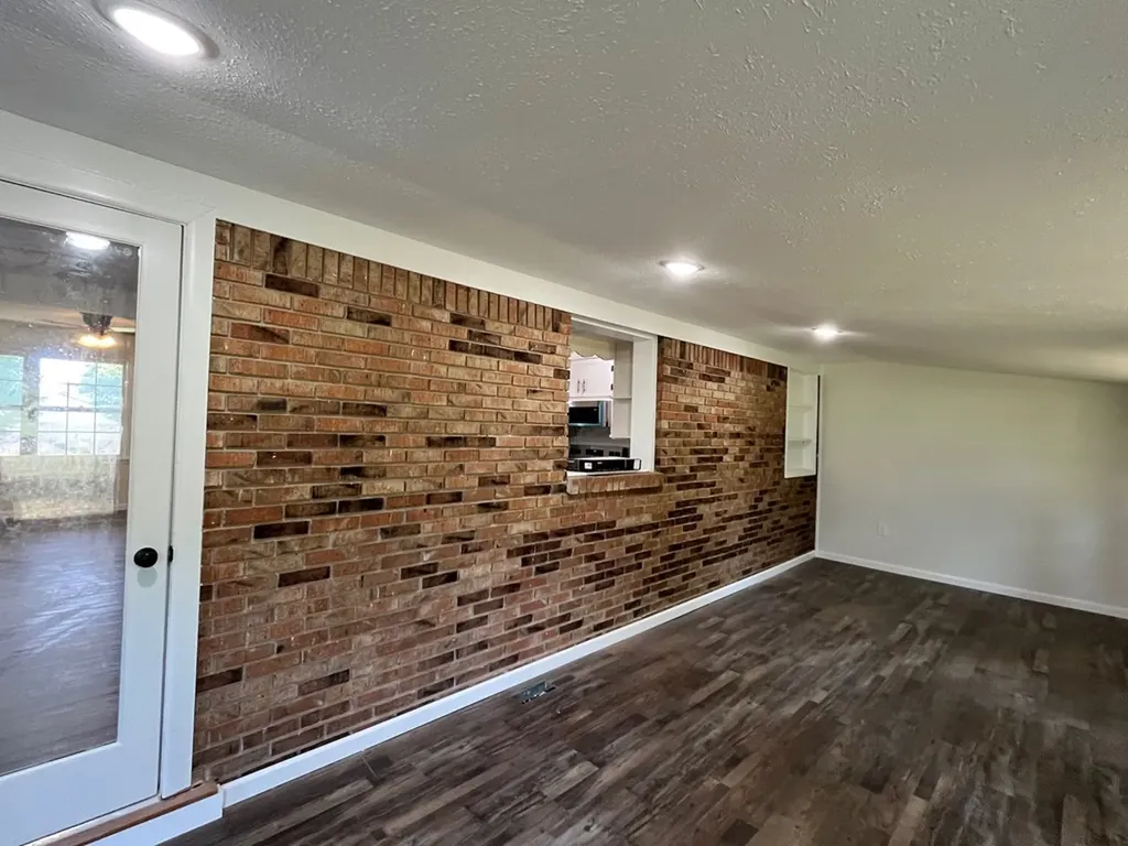 389 4th Avenue Cookeville TN 38506