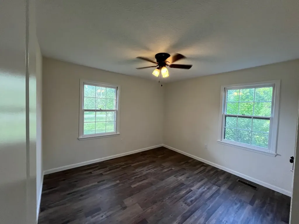 389 4th Avenue Cookeville TN 38506