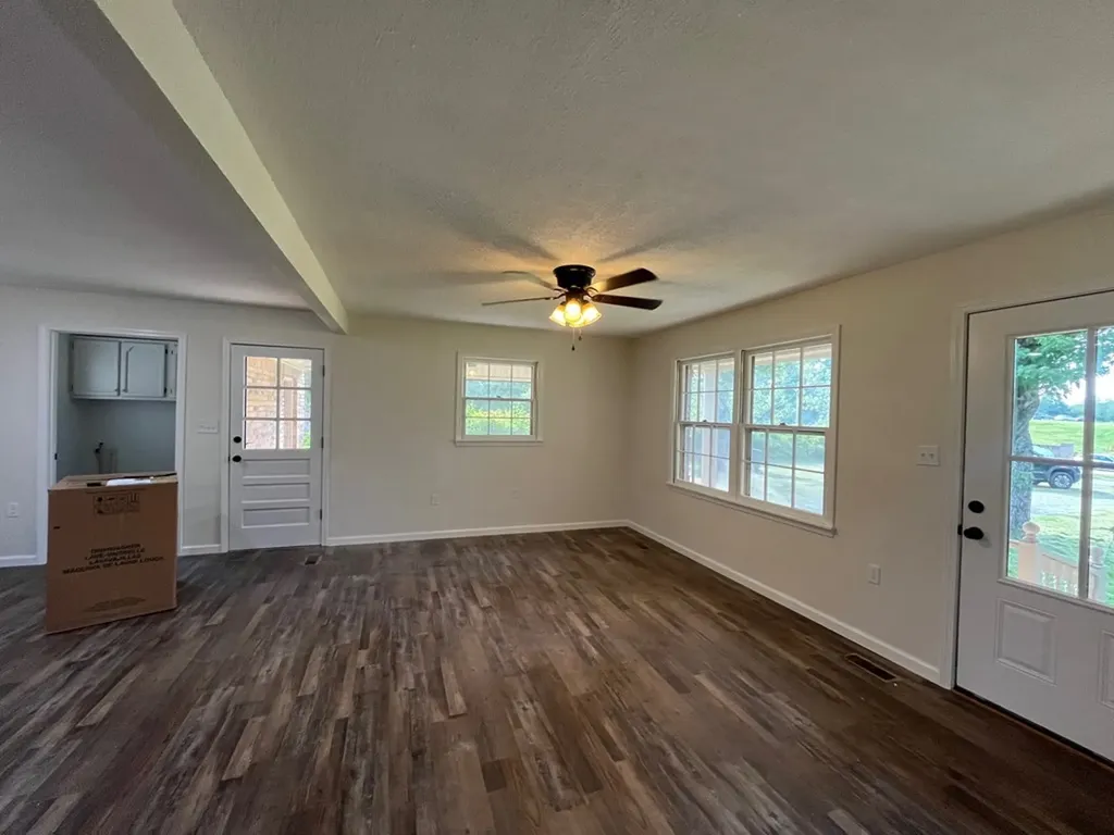 389 4th Avenue Cookeville TN 38506