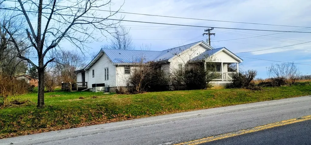 19 Turkey Scratch Spencer TN 38585