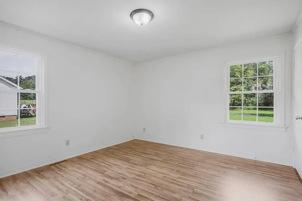 396 Jefferson Avenue Sparta TN 38583