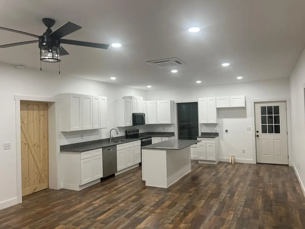 228 Thompson Circle Byrdstown TN 38549