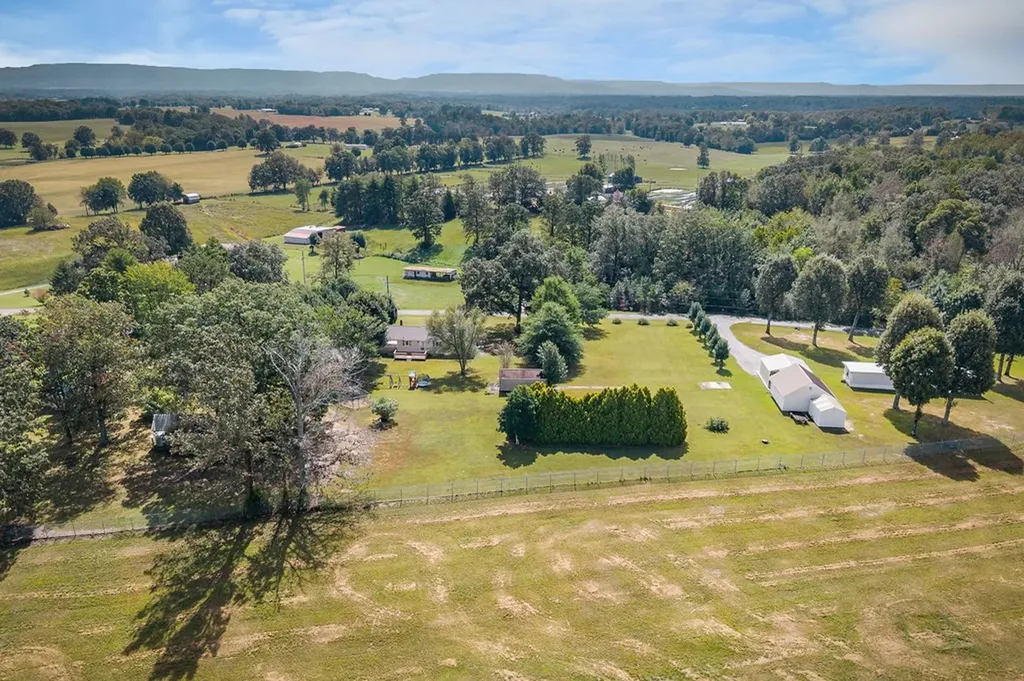 293 Airport Drive Mcminnville TN 37110