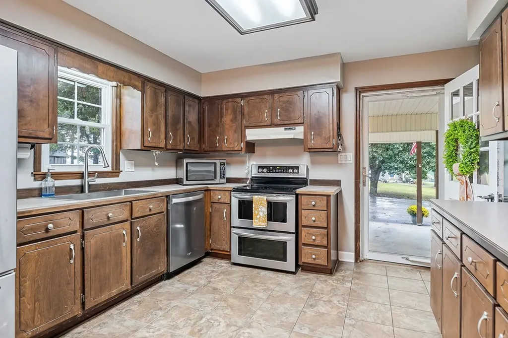 293 Airport Drive Mcminnville TN 37110