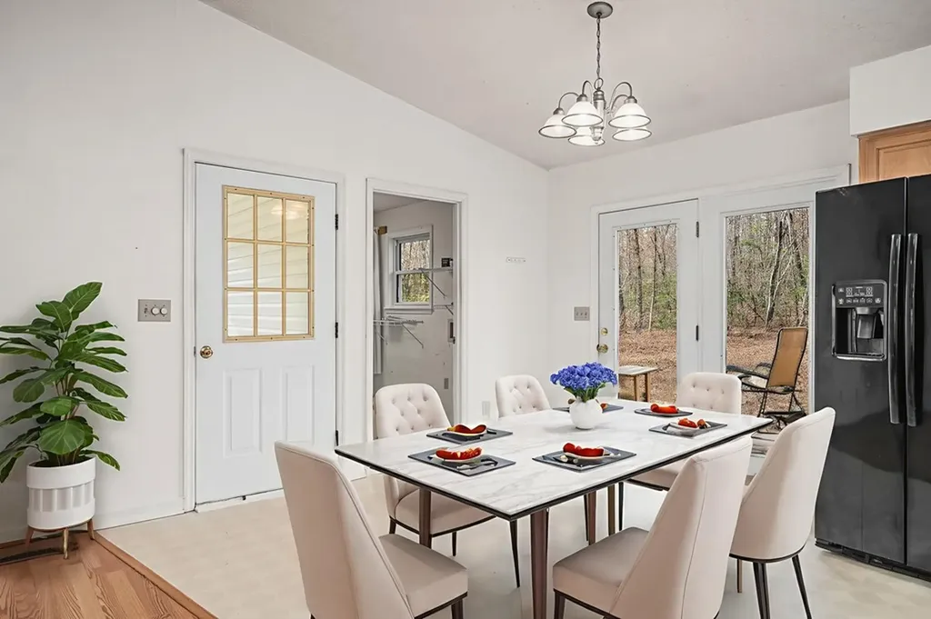 1621 Tabor Loop Crossville TN 38571