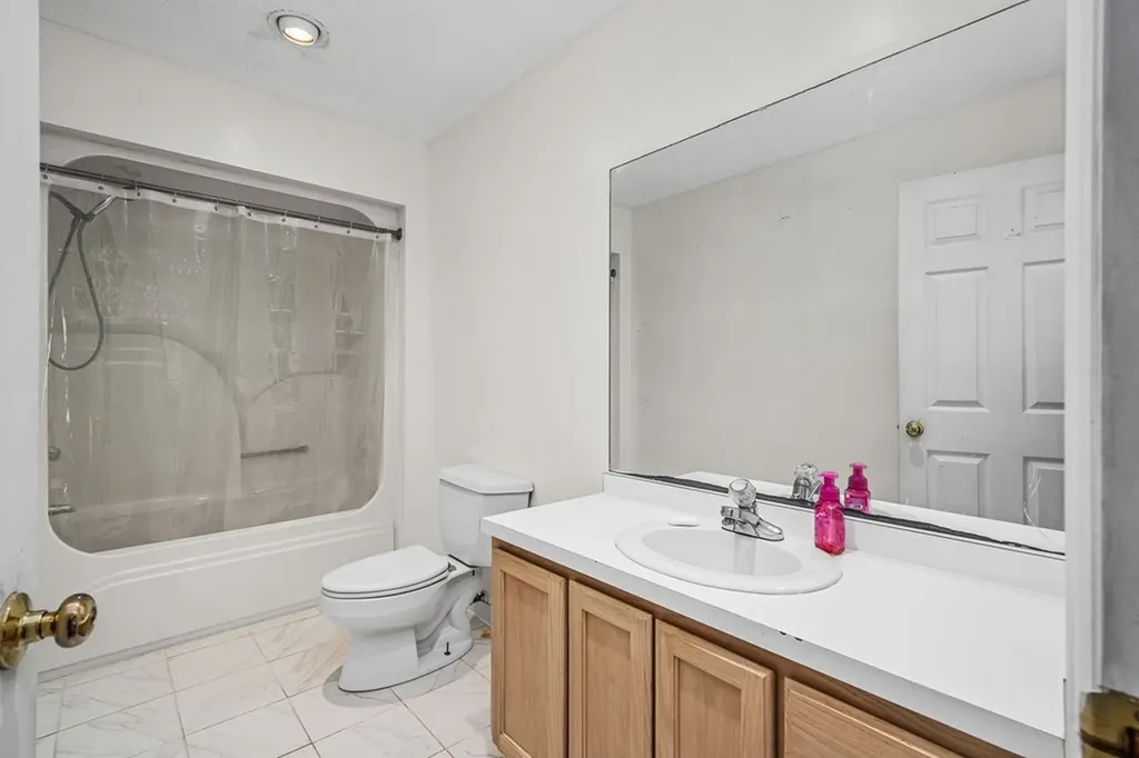 1621 Tabor Loop Crossville TN 38571