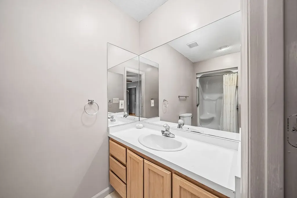 1621 Tabor Loop Crossville TN 38571