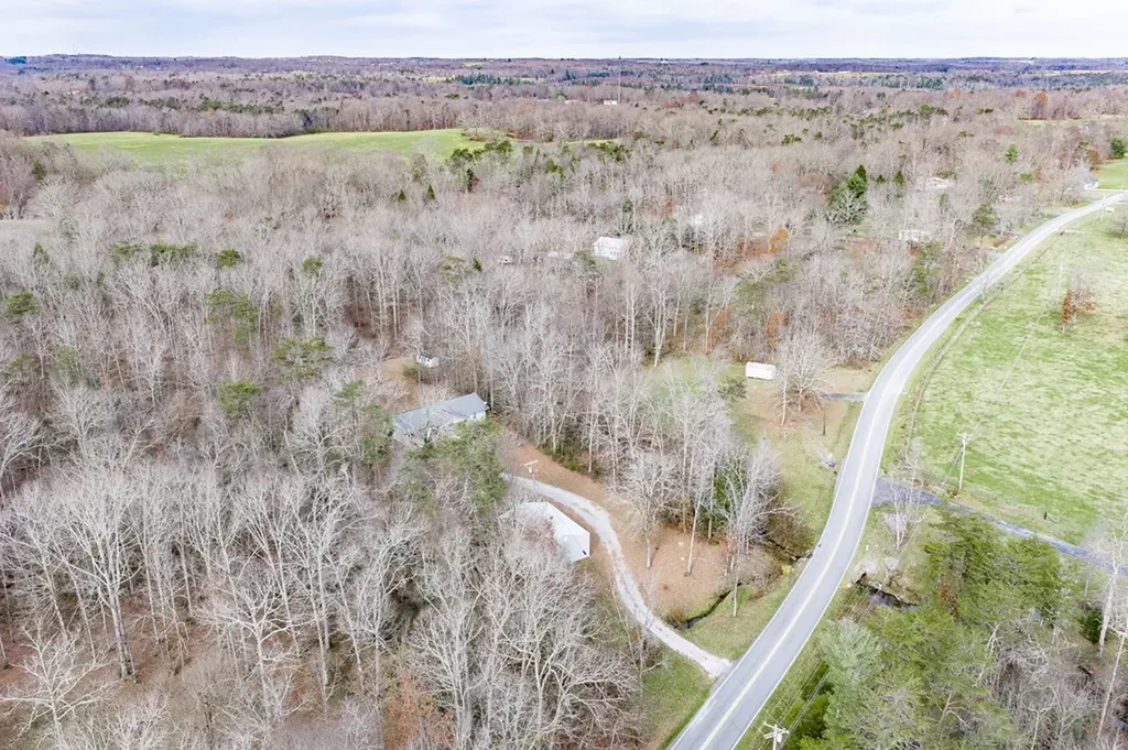 1621 Tabor Loop Crossville TN 38571