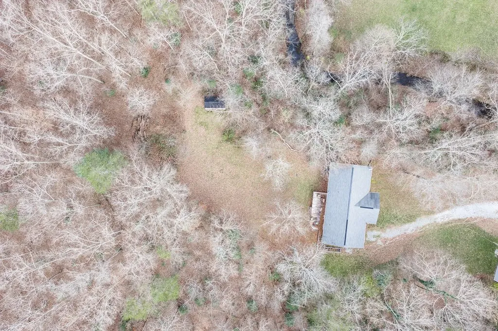 1621 Tabor Loop Crossville TN 38571