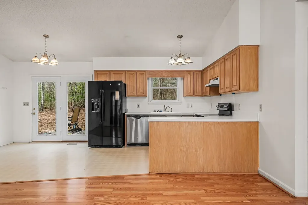 1621 Tabor Loop Crossville TN 38571