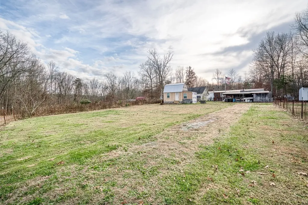 1041 Sitting Bull Point Crossville TN 38572