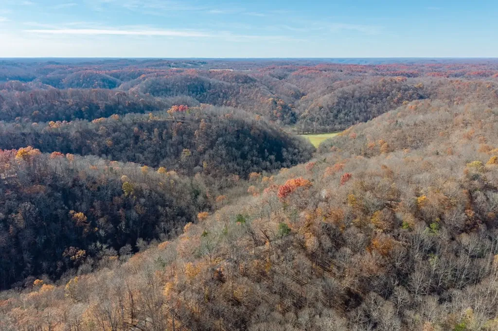 353 Red Bud Lane Hilham TN 38568