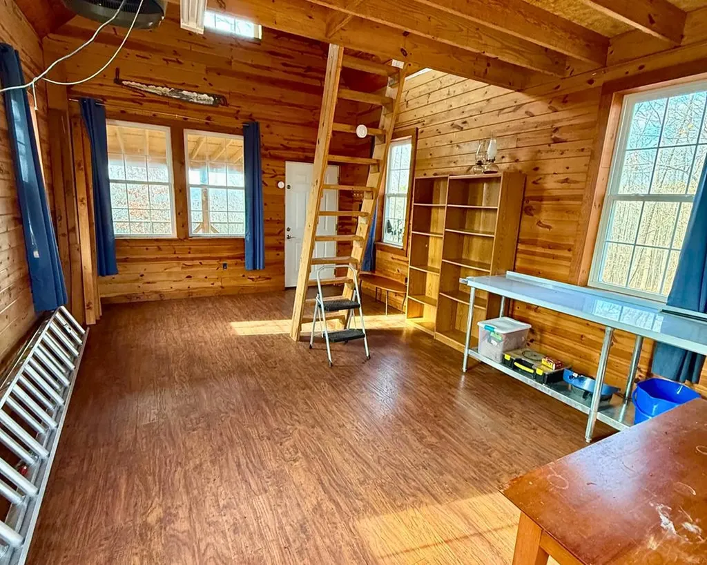 353 Red Bud Lane Hilham TN 38568