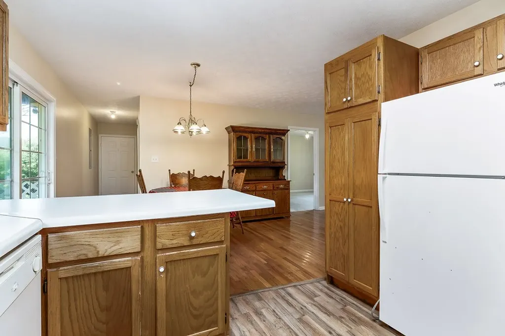 151 Cullom Lands Lane Livingston TN 38570