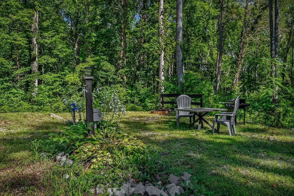 3247 Moodyville Road Byrdstown TN 38549