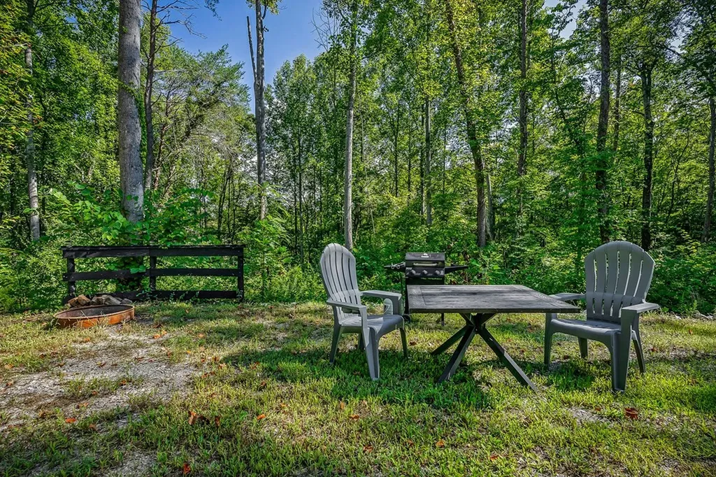 3247 Moodyville Road Byrdstown TN 38549