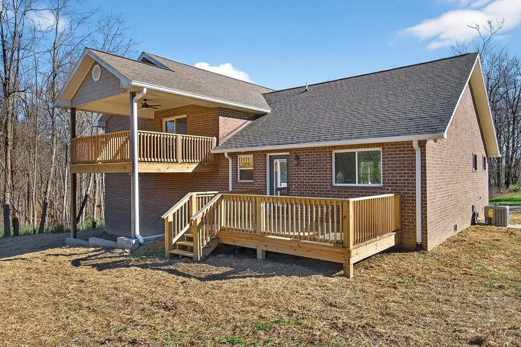 118 Higdon Lane Monterey TN 38574