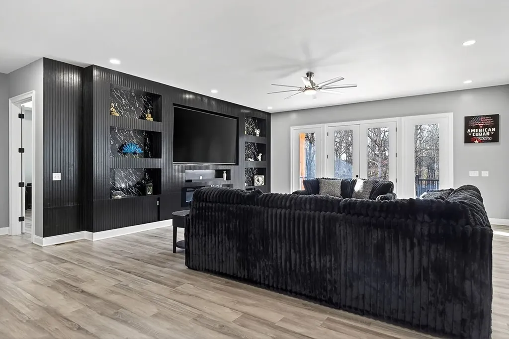 377 Margot Drive Sparta TN 38583