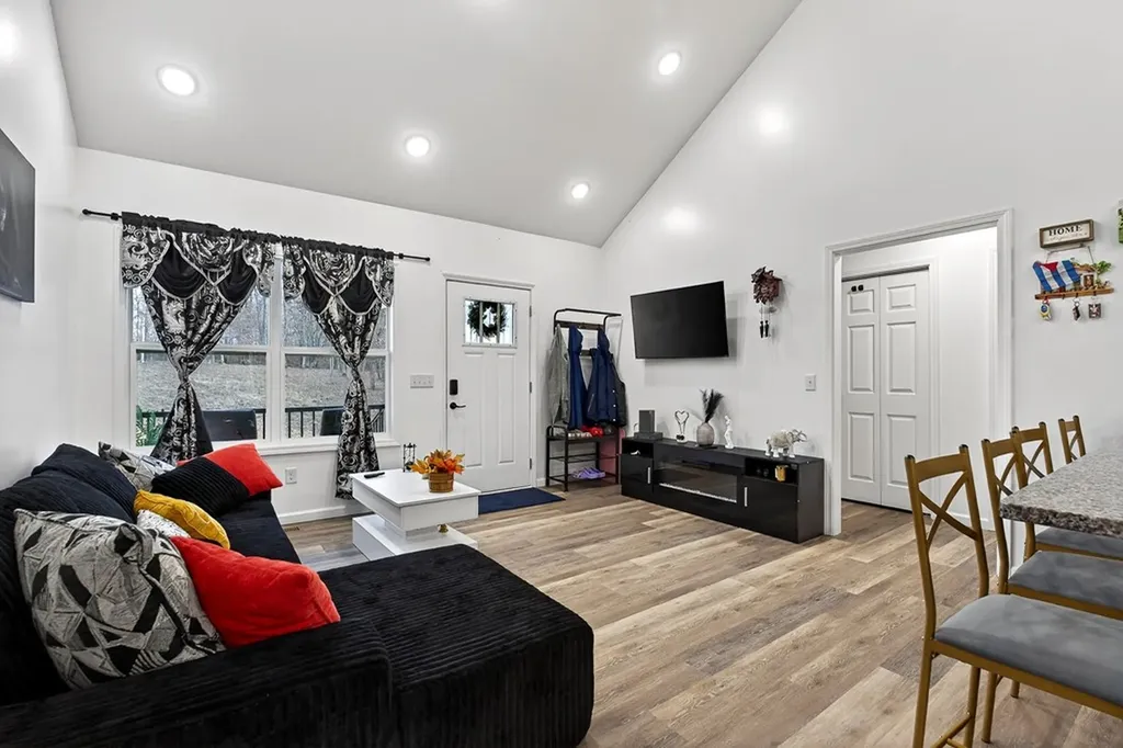 377 Margot Drive Sparta TN 38583