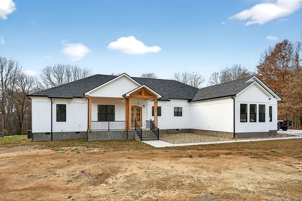 377 Margot Drive Sparta TN 38583