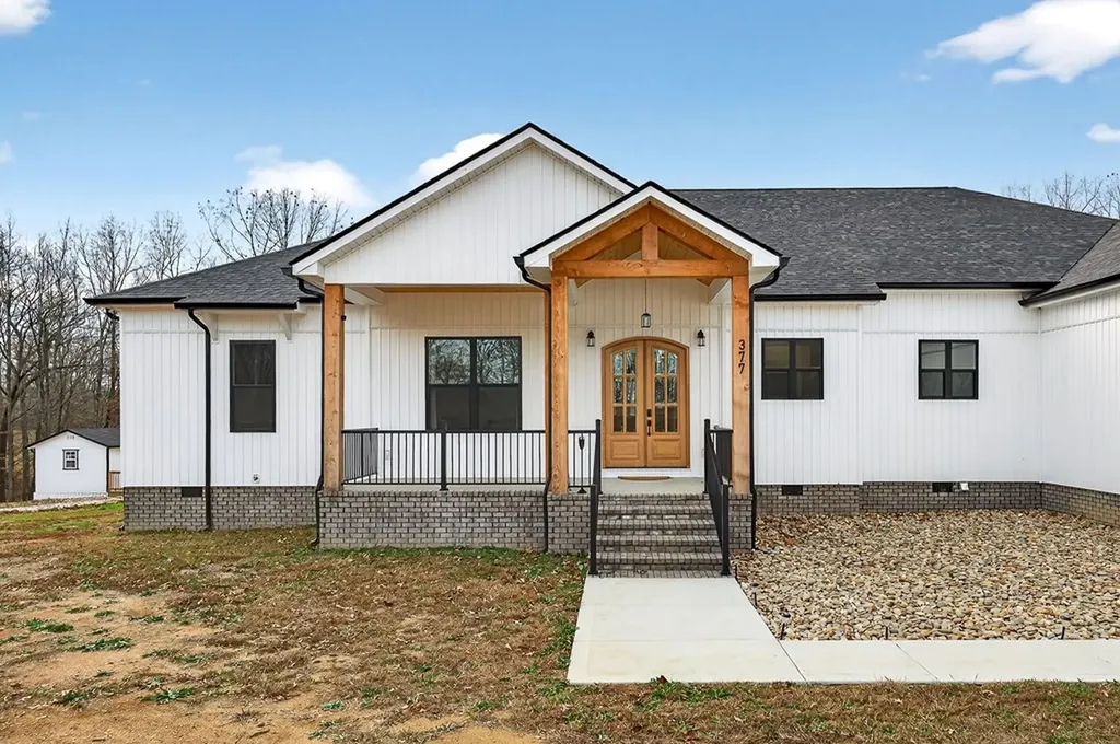 377 Margot Drive Sparta TN 38583