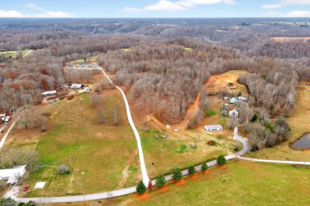 377 Margot Drive Sparta TN 38583