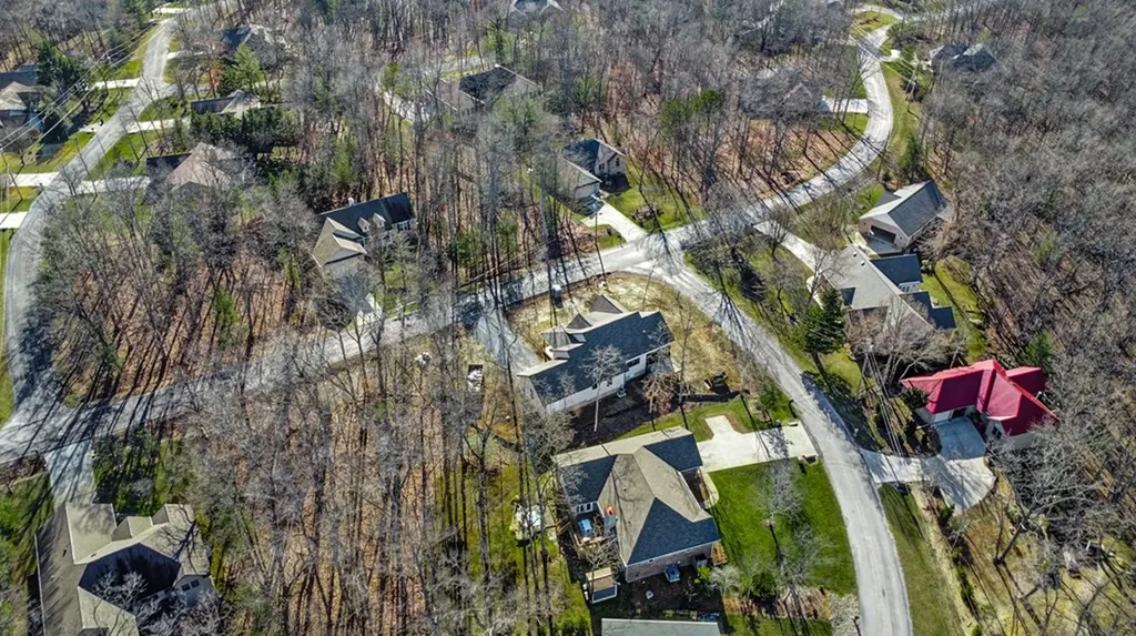 124 Markham Lane Crossville TN 38558