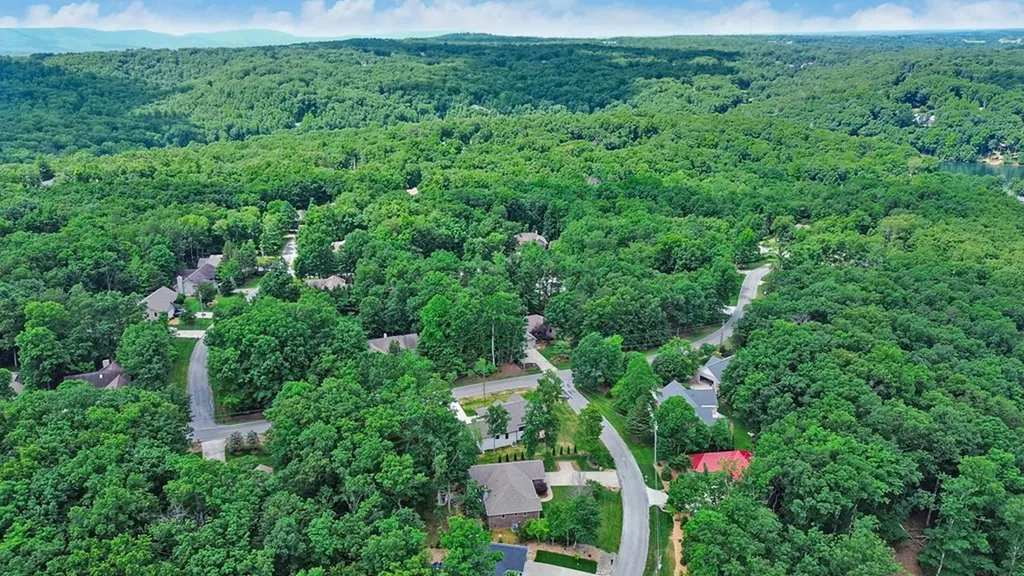 124 Markham Lane Crossville TN 38558