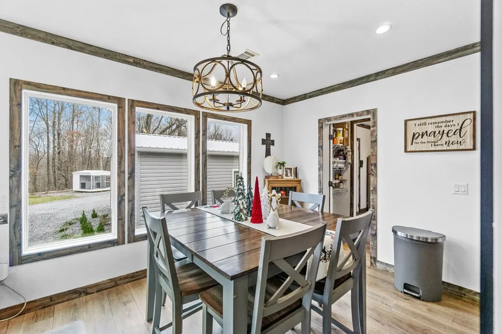 1750 South Fork Road Whitleyville TN 38588