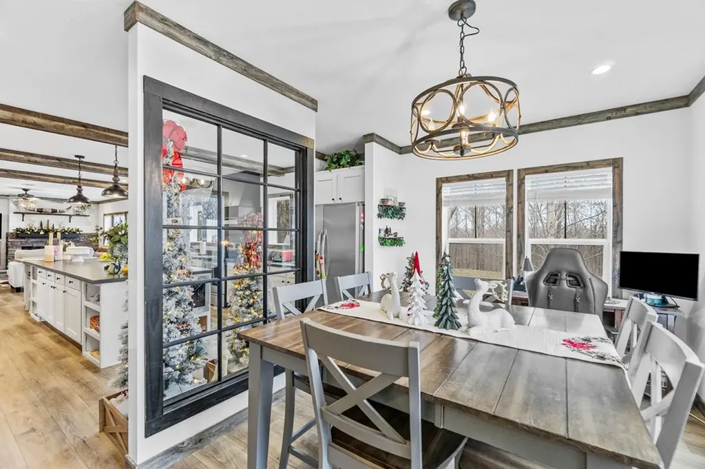 1750 South Fork Road Whitleyville TN 38588