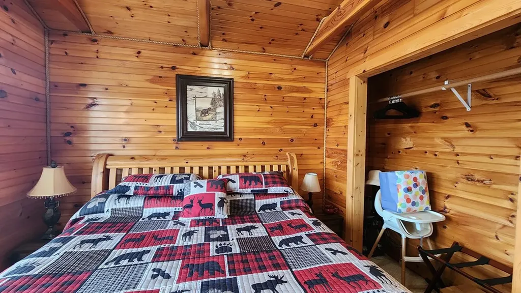 5615 Eastport Road Alpine TN 38543