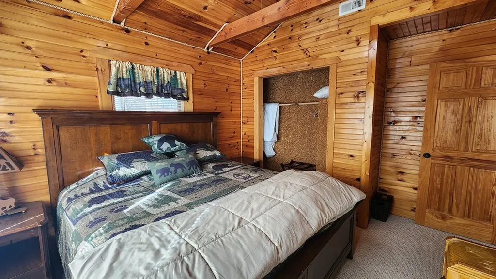 5615 Eastport Road Alpine TN 38543