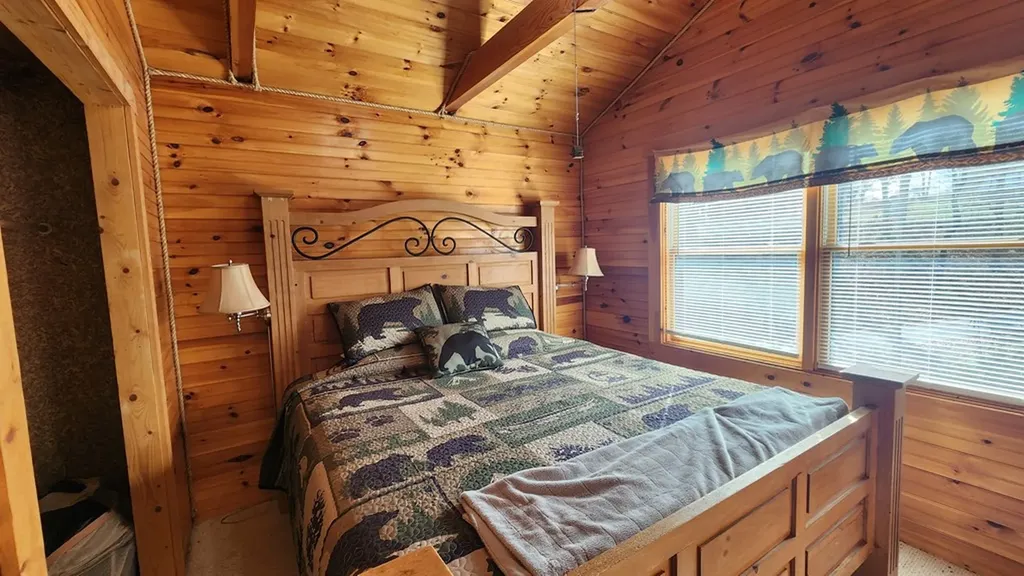 5615 Eastport Road Alpine TN 38543