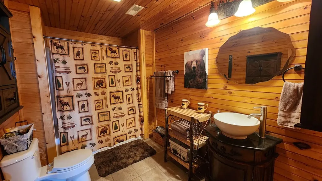 5615 Eastport Road Alpine TN 38543