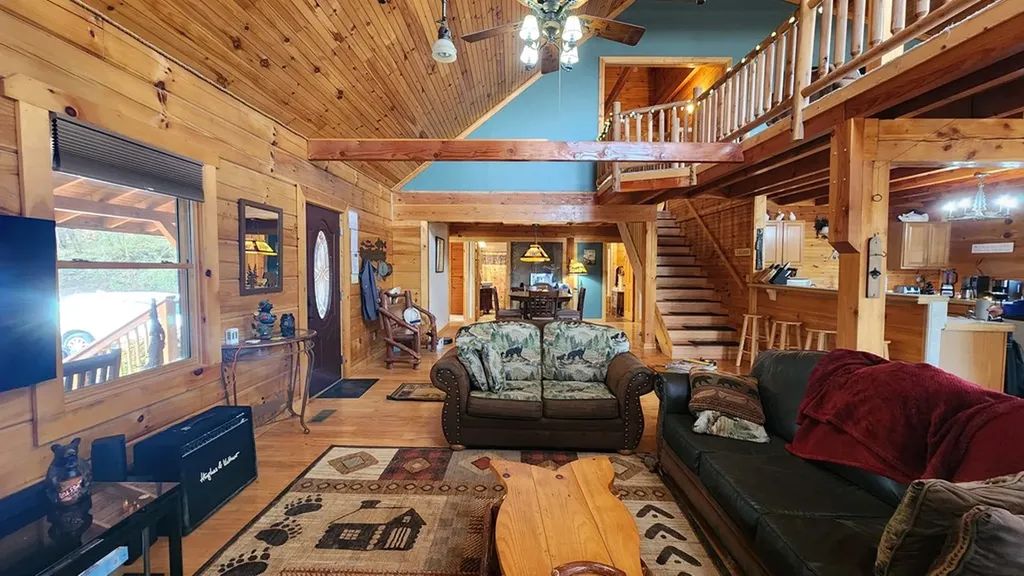 5615 Eastport Road Alpine TN 38543