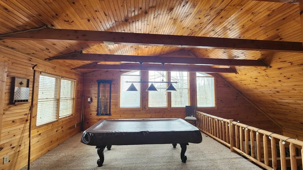 5615 Eastport Road Alpine TN 38543