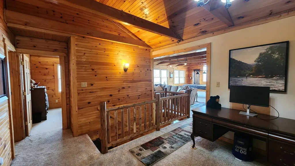 5615 Eastport Road Alpine TN 38543