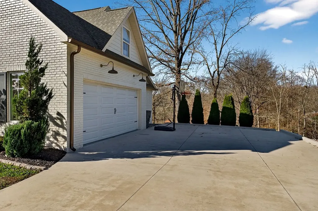 2311 Boyd Farris Road Cookeville TN 38501