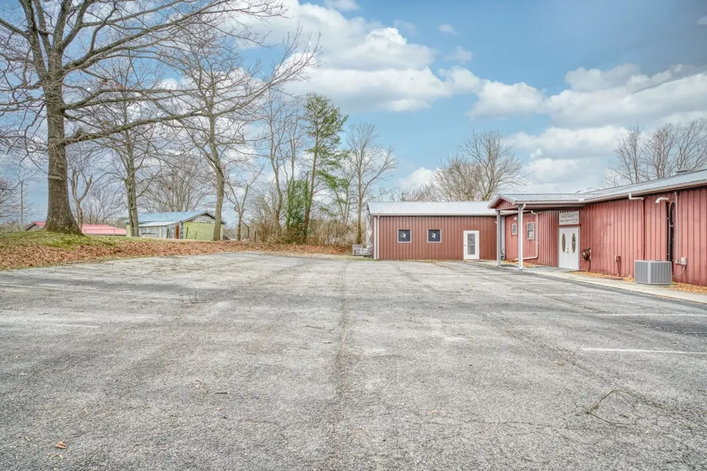 164 Oak Road Crossville TN 38555