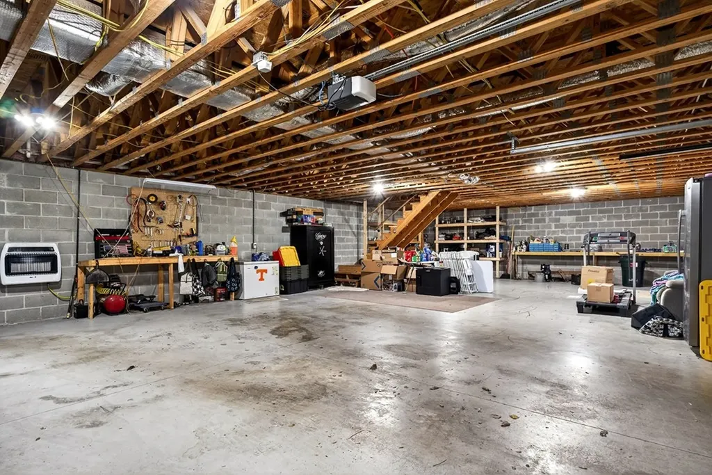 151 Hack Dyer Lane Bloomington Springs TN 38545