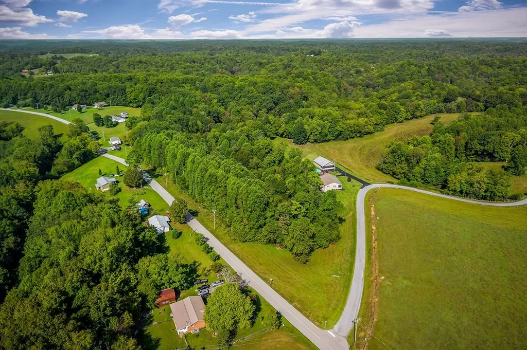 151 Hack Dyer Lane Bloomington Springs TN 38545