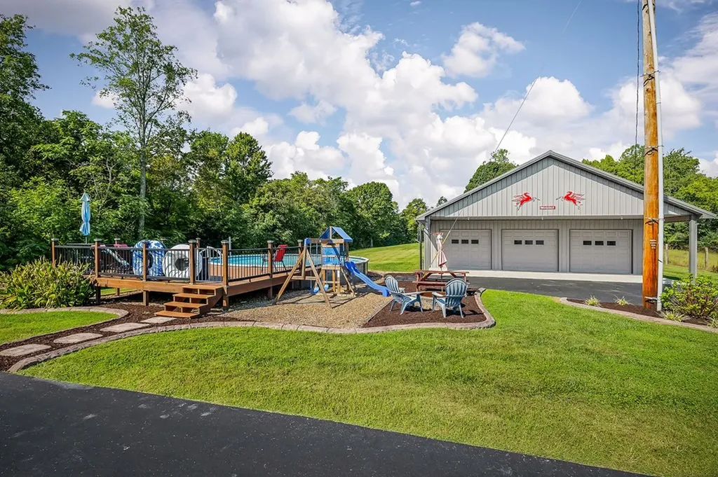 151 Hack Dyer Lane Bloomington Springs TN 38545