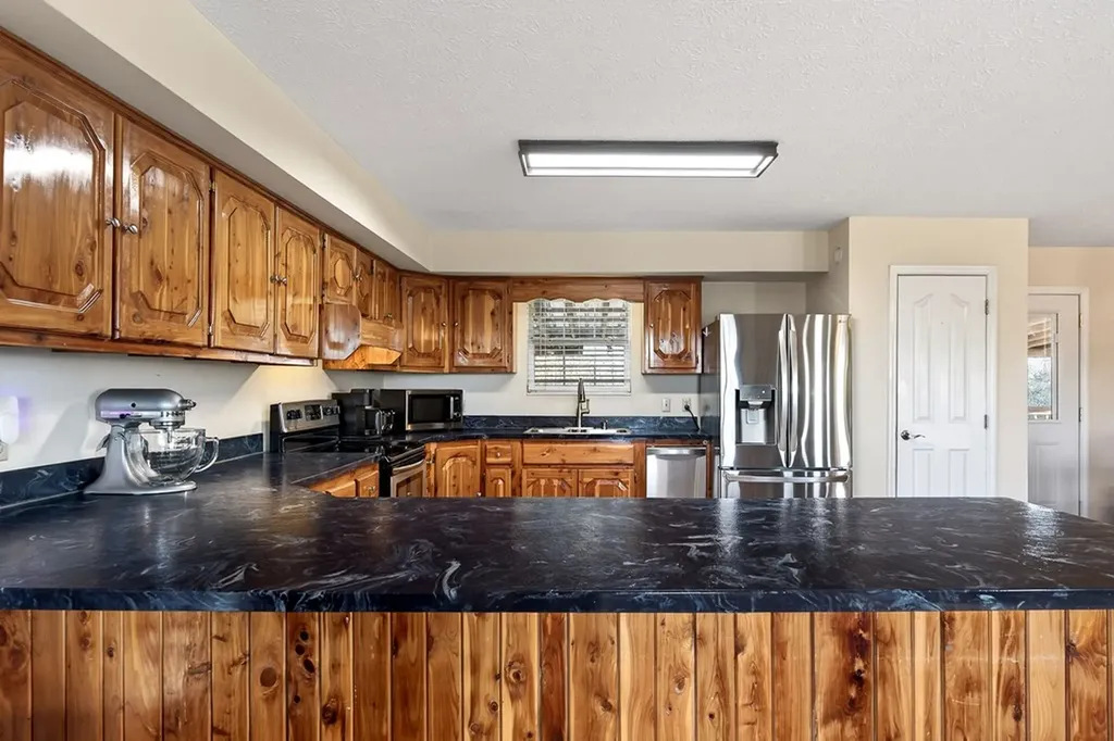 168 Davis Hollow Road Hilham TN 38568