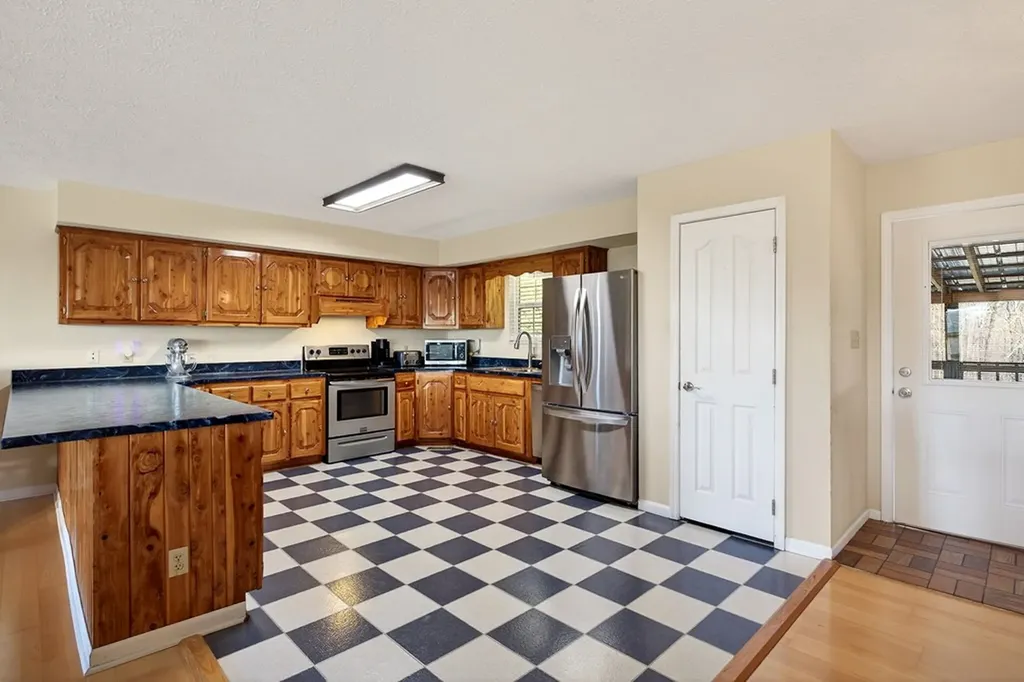 168 Davis Hollow Road Hilham TN 38568