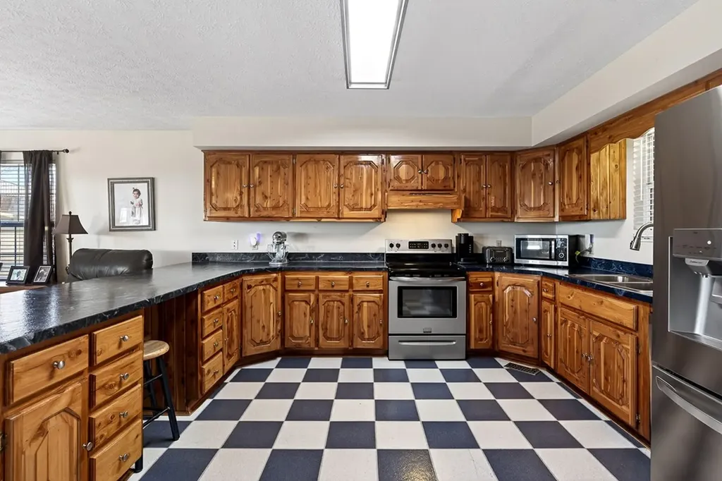 168 Davis Hollow Road Hilham TN 38568