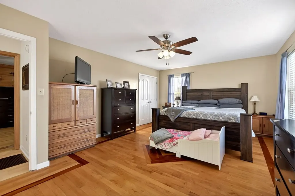 168 Davis Hollow Road Hilham TN 38568