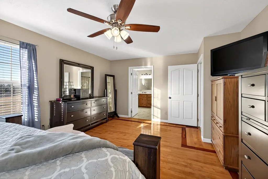 168 Davis Hollow Road Hilham TN 38568