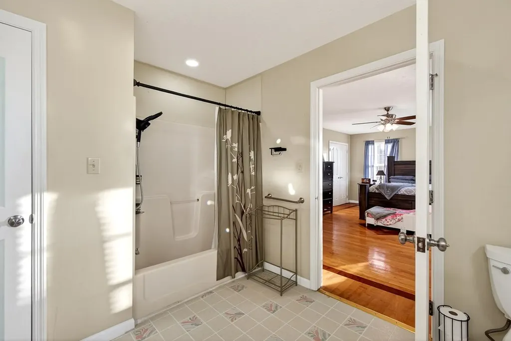 168 Davis Hollow Road Hilham TN 38568