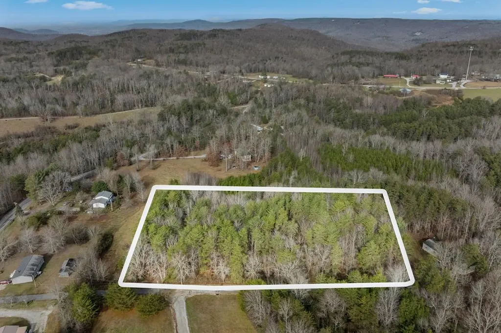 2 Ac Ev Road Spencer TN 38585